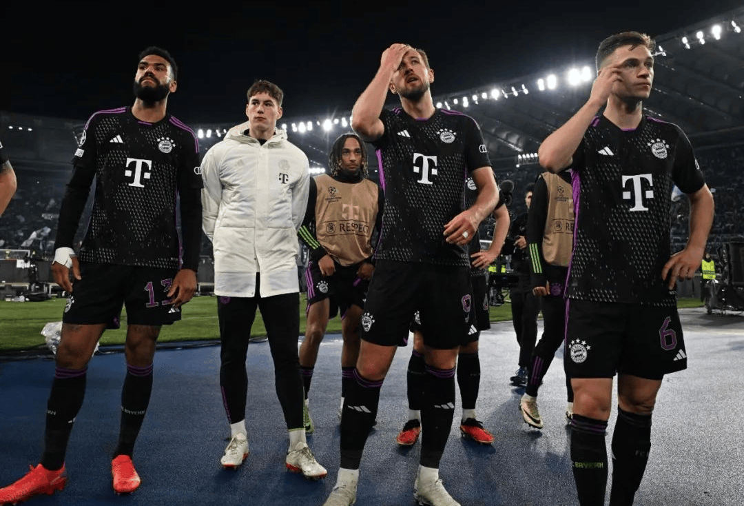 杰伦威半场打爆巴特勒，亚历山大38+3+4，雷霆拒绝22分逆转双杀勇士（杰伦威半场压制巴特勒，亚历山大38+3+4，雷霆拒绝22分大逆转双杀勇士）