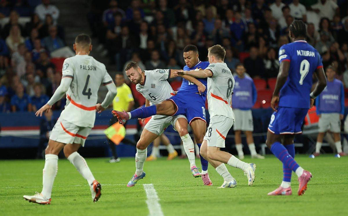 丹-伯恩：孙兴慜是英超的传奇人物；韩国行只有美好的回忆（丹-伯恩称孙兴慜为英超传奇：韩国之行尽是美好回忆）