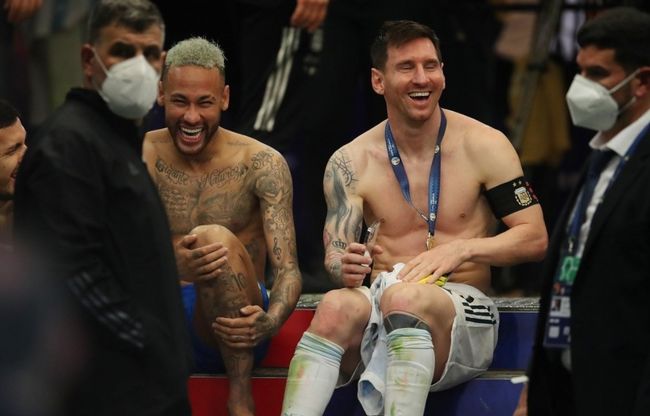 阿莱格里：明天肯定有人需要恢复，但替补的球员必须提供帮助（阿莱格里：明天有人需要休整，替补必须站出来贡献力量）