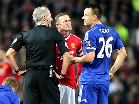 欧文快攻压哨上篮，全场沸腾（欧文压哨快攻上篮，引爆全场）