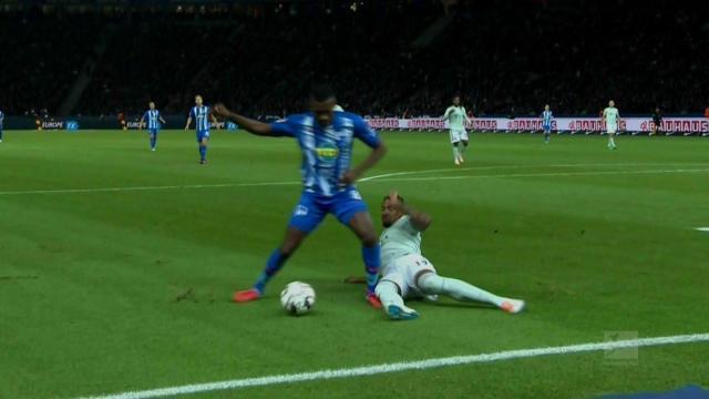 小法：不认为差距有那么大，有国米那种前锋你总会更接近胜利（小法：差距没那么夸张，若拥有国米那样的前锋，胜利会更近）