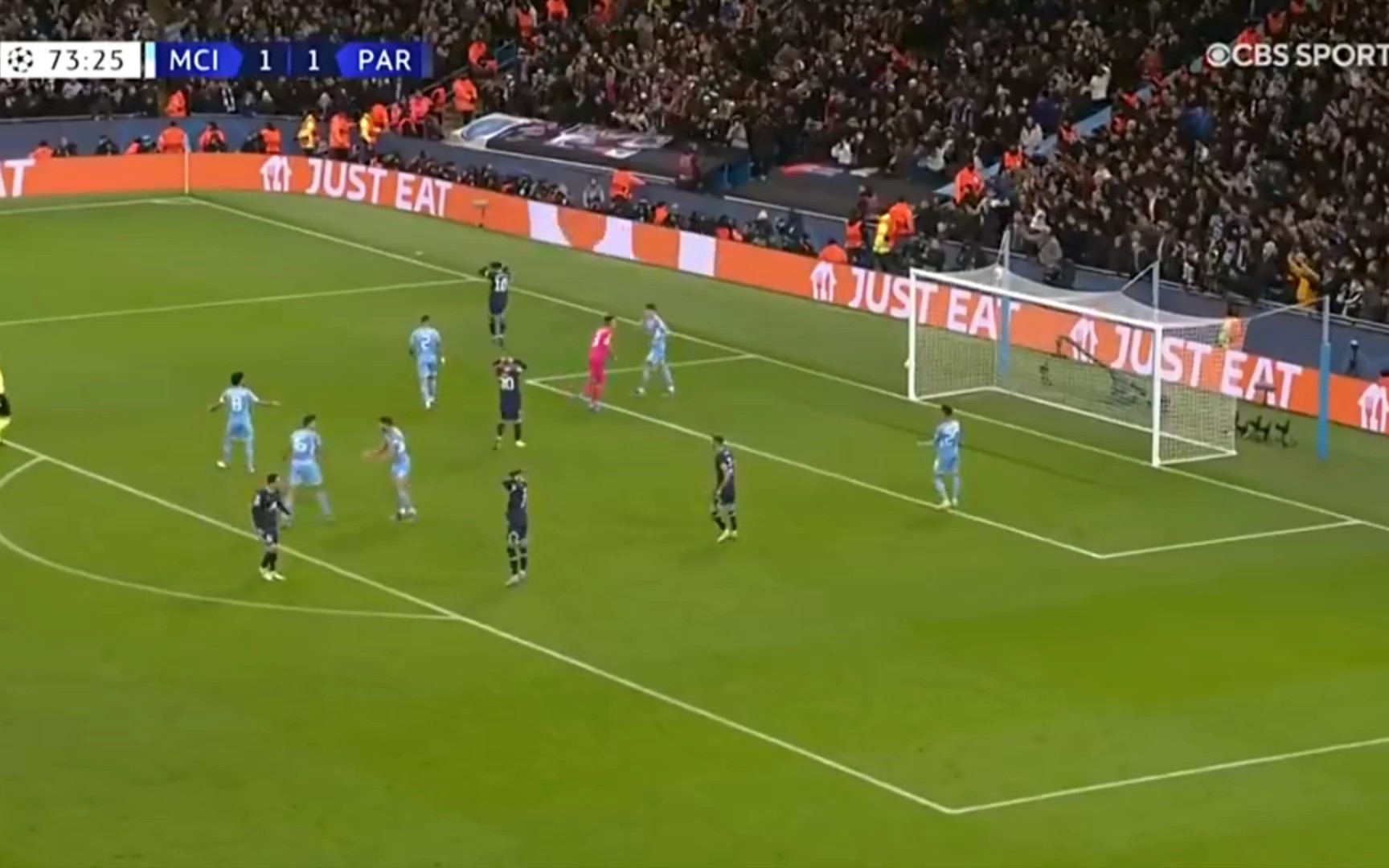 德媒：维尔茨可能在下周二重返勒沃库森主场向球迷告别（德媒：维尔茨或将于下周二回到勒沃库森主场与球迷道别）