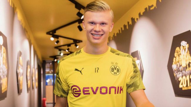 意媒：小斯坦科维奇获比利时联赛十月最佳球员，国米密切关注（意媒称小斯坦科维奇荣膺比甲10月最佳，国米持续关注）