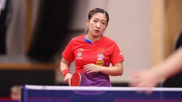 乒乓球仁川赛：王艺迪打疯了！3-0横扫世界亚军，晋级迎战钱天一.